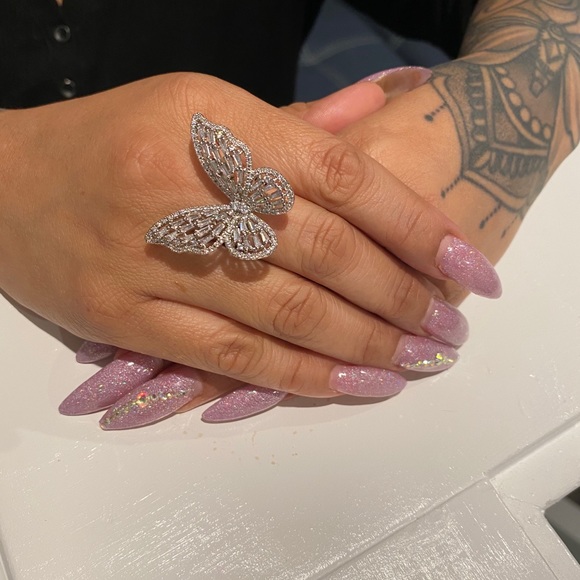 Large Crystal Butterfly Ring - Picture 5 of 5